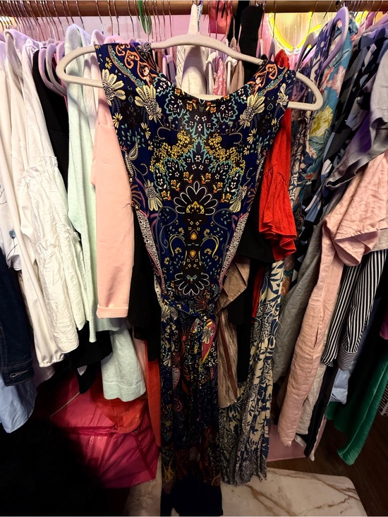 Dresses & Skirts - Sleeveless Navy Blue Paisley Maxi Dress